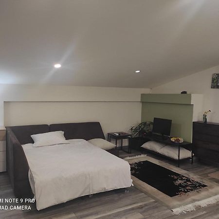 Apartamento Σοφίτα Καλλύνω Tesalónica Exterior foto