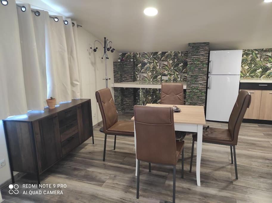 Apartamento Σοφίτα Καλλύνω Tesalónica Exterior foto