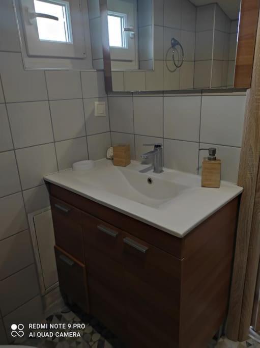 Apartamento Σοφίτα Καλλύνω Tesalónica Exterior foto